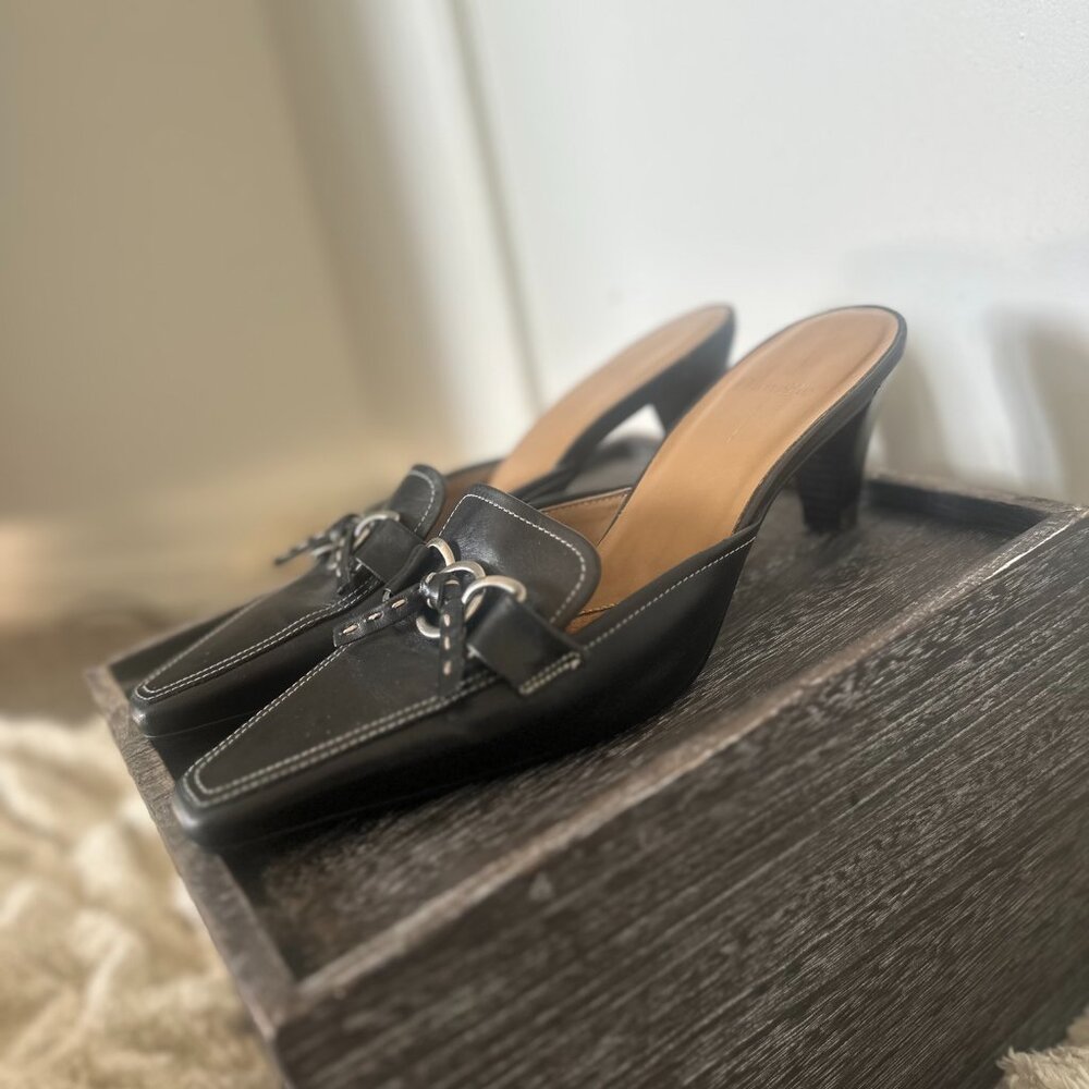 Shoes - Picture 6 of 7